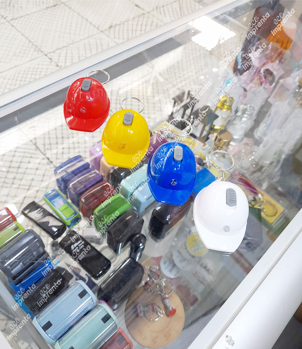 LLAVERO CASCO CON LINTERNA
